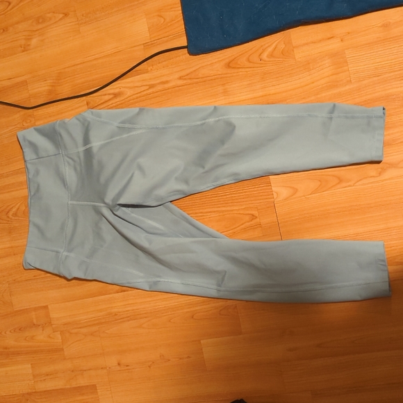 Girlfriend Collective - Picture 1 of 2